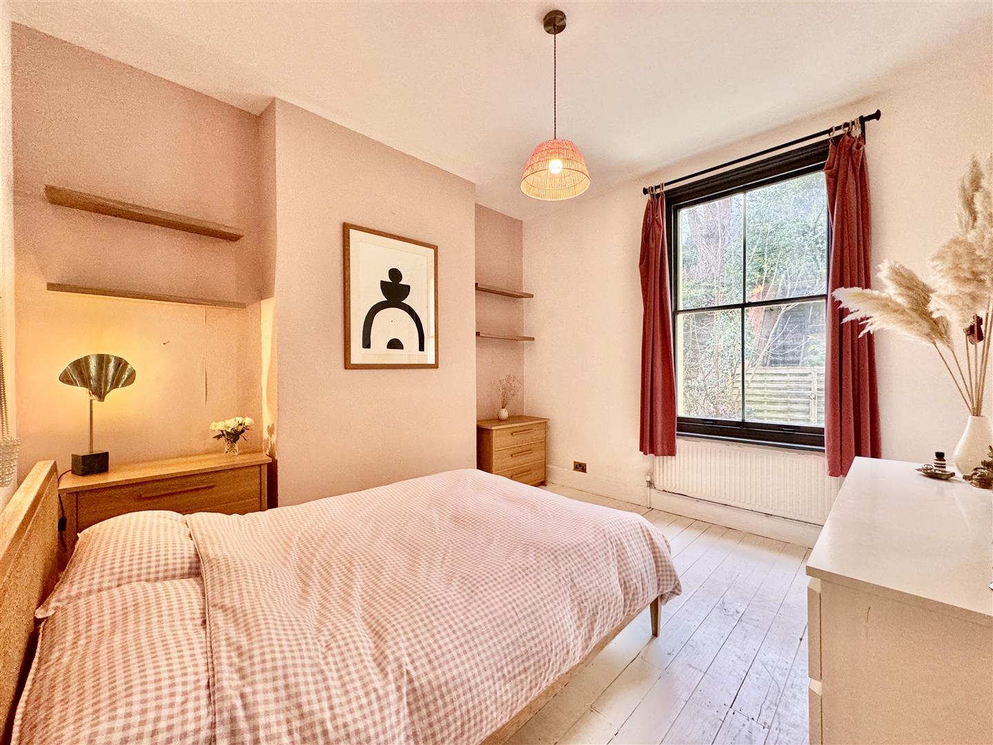 2 bed property in St. Helens Road, Hastings